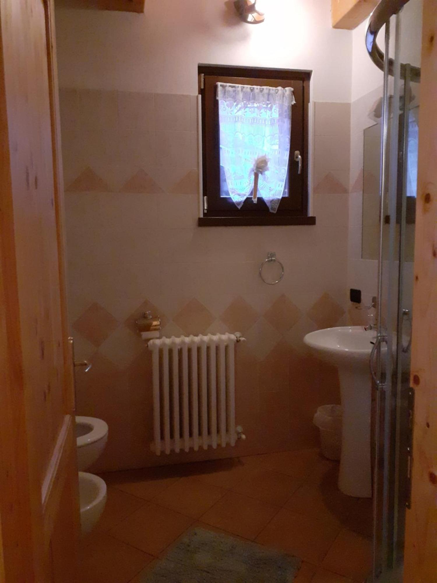 Casa Vacanze Emilio Temu Bagian luar foto