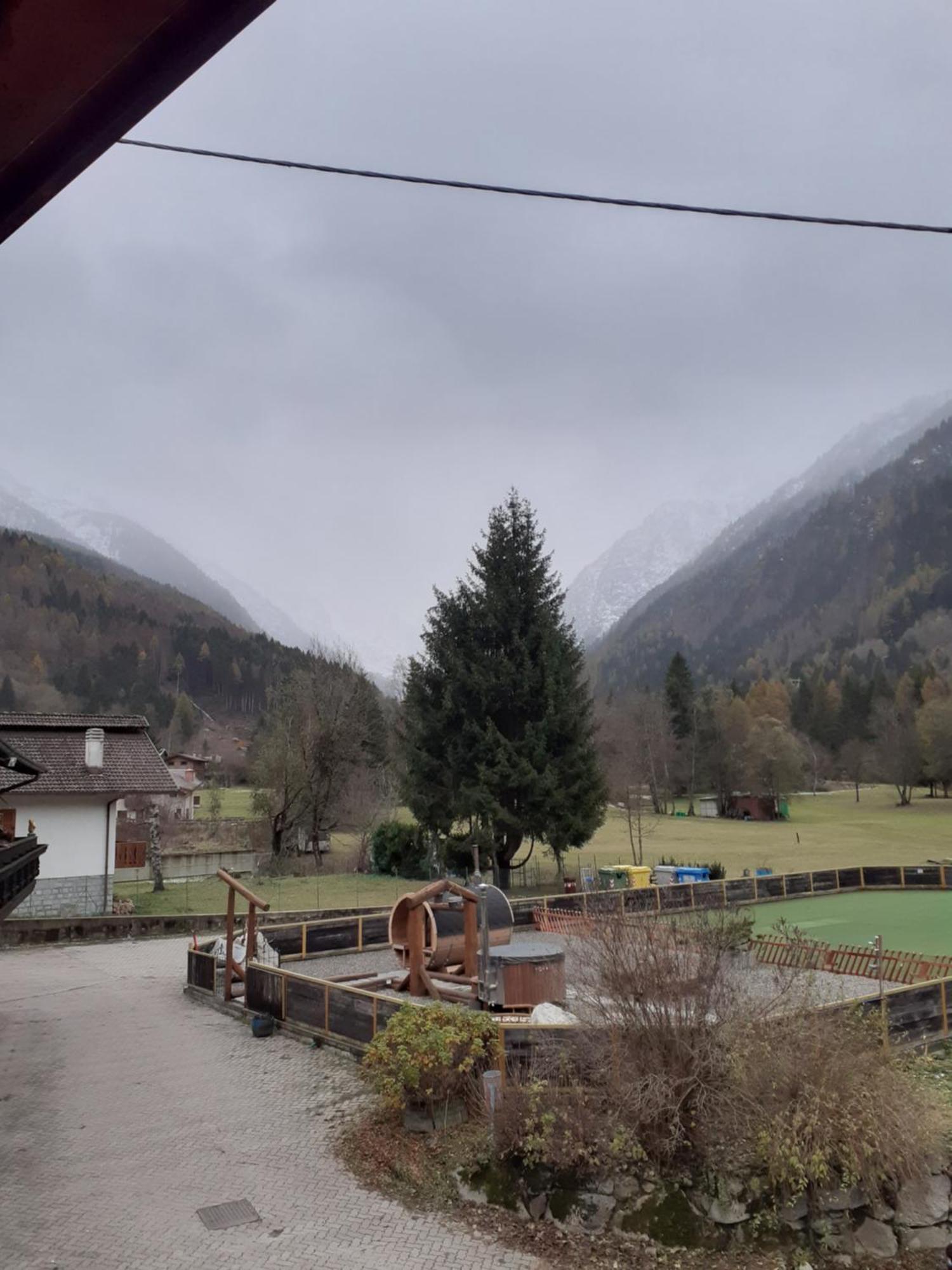Casa Vacanze Emilio Temu Bagian luar foto